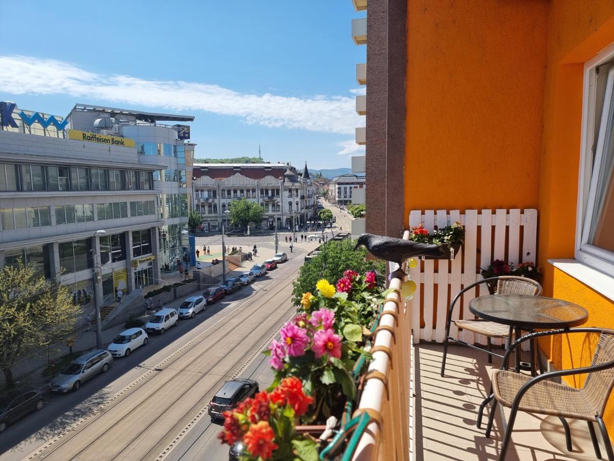 High Street Apartman Apartment Miskolc Exterior photo